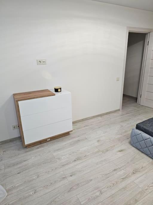 Grazus Ir Ramus Butas Jonavoje Íbúð